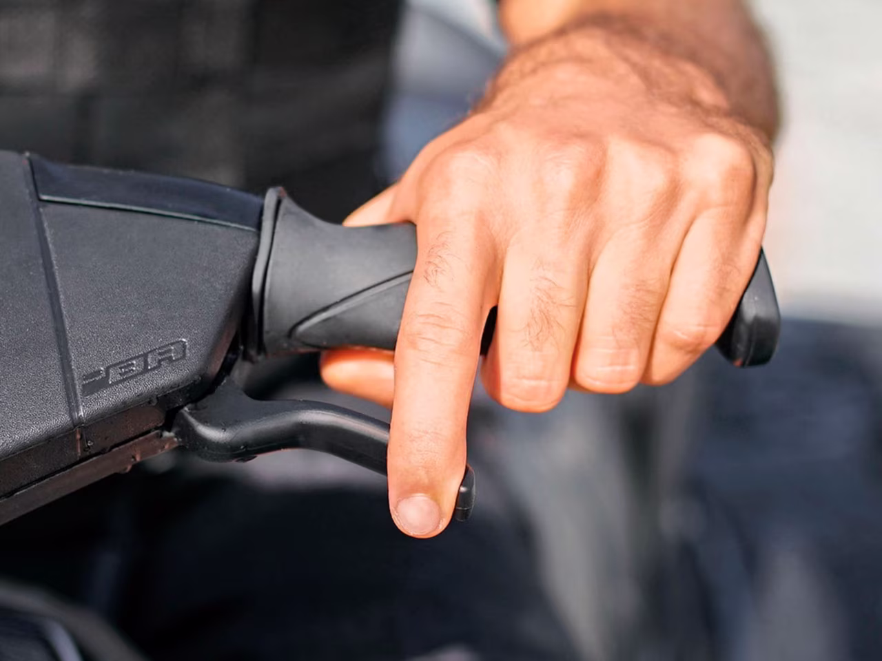 Sistema inteligente de freno y reversa